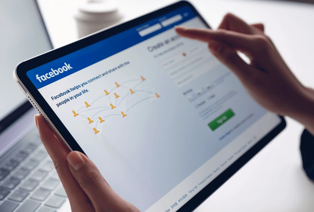 Creare un account facebook